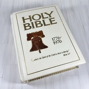 De colección Santa Biblia Edición Bicentenario Americano 1776-1976 Versión King James - Imagen 1 de 23