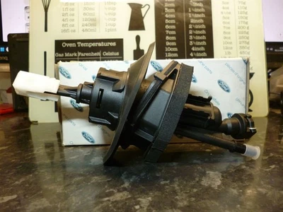 CILINDRO MAESTRO EMBRAGUE FORD FOCUS C MAX GEN FORD NOS Foto 1 de 4