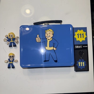 Fiambrera Fallout 4 Vault 111 azul metal hojalata Vault Boy de Bethesda con extras   Foto 1 de 2