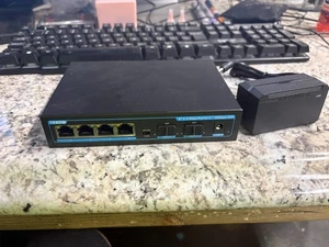 Conmutador 2.5G de 4 puertos añadir 2 puertos 10G SFP+ 6 puertos 2.5Gb Base-T con 2 x 10Gb SFP - Imagen 1 de 1