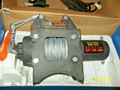 CABRESTANTE POLARIS SPORTSMAN 550 850 ORIGINAL 2500 LB ALGO DE DESGASTE SIN DAÑOS OEM  Foto 1 de 4