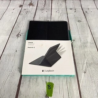 Logitech Hinge Flexible Case for iPad Air 2 Black 097855117168 - Image 1 of 4