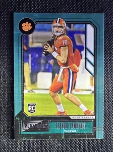 2021 Chronicles Trevor Lawrence Playbook Rookie #332 Jacksonville Jaguars - Picture 1 of 6