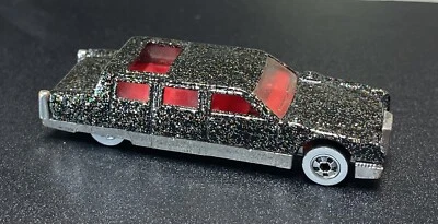 Hot Wheels 1990 Vintage Glitter Limo Cadillac -Red Interior- - Image 1 of 4