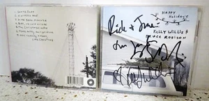 Kelly Willis & Bruce Robison Happy Holidays CD signed by Bruce and Kelly - Picture 1 of 2