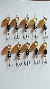 10, 3/8 Unzen Custom Spinner Goldklinge mit schwarzem Körper mit gelben Punkten - Bild 1 von 1