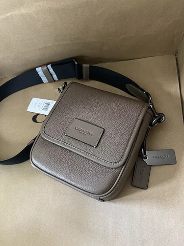 Tracolla Coach CO914 Lucas nuova con etichette in raffinata pelle di pietra scura ciottoli AUTENTICA