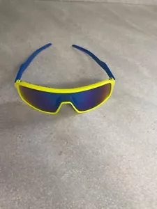 oakley sunglasses - Picture 1 of 6