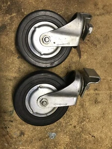 2 Bassick Swivel Casters, Wheel 4x1 Inches, With 1/2-13 Screw And Nut - Picture 1 of 5