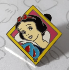 Snow White Classic Characters Cast Lanyard Series 4 DLR Disney Pin 44493 - Picture 1 of 2