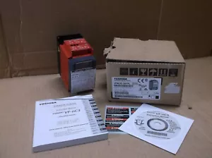 VFNC3S-2007PL Toshiba NUEVO Caja Tosvert 1-HP 1P 200-240VAC Unidad de CA Inversor VFD - Imagen 1 de 4