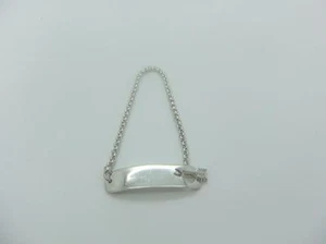 Pulsera de identificación vintage de plata esterlina con corazón abierto y pestillo de flecha C década de 1960 - Imagen 1 de 1