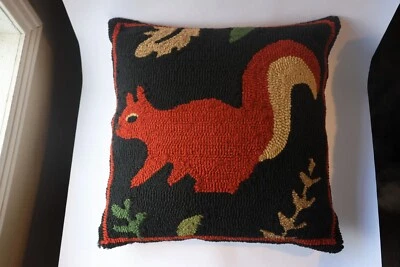 Hard-to-find hooked wool squirrel pillow, rustic charm, autumn leaves - Image 1 of 2