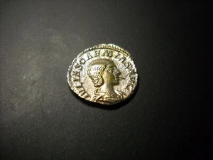 Julia Soaemias (Madre de Elagabalus) AR Plata Denario Venus Reverso de pie - Imagen 1 de 2