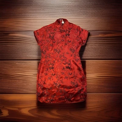 Vestido Cheongsam Kim Lai 100% seda vermelho floral tamanho grande., - Imagem 1 de 4
