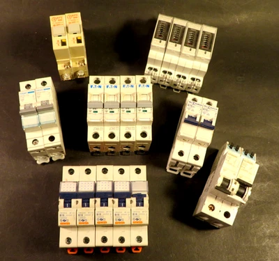 22 Konvolut NEUER Sicherungsautomaten 16A, u.a. EB-Schalter, versch. Fabrikate - Bild 1 von 4