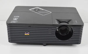 ViewSonic PJD5232 XGA DLP-Projektor 2800 ANSI-Lumen FUNKTIONIERT ABER FEHLENDES OBJEKTIV - Bild 1 von 8