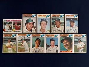 1977 Topps New York Yankees Team Set - Picture 1 of 4