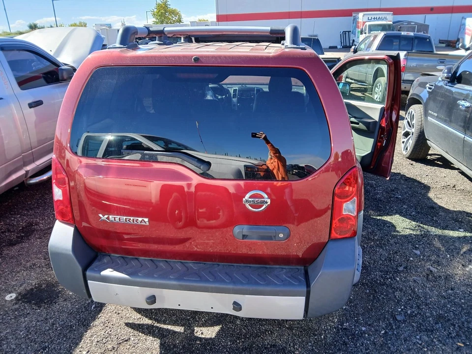 Tapa de cubierta usada se adapta a: Nissan Xterra 2013 4,0 L limpiaparabrisas grado A Foto 1 de 4