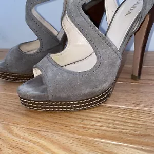 Sandalias de plataforma de gamuza gris para mujer Prada talla 39 - Imagen 1 de 5