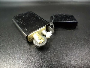 Nice Little Vintage Petrol Lighter - Overhauled - Black Color - 0674CO AM07 - Picture 1 of 8