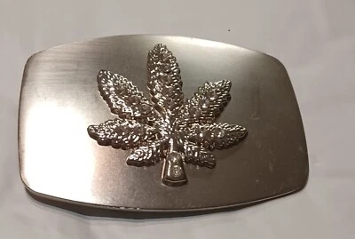 A BEAUTIFUL VINTAGE RARE MARIJUANA LEAF BELT BUCKLE - Image 1 of 2