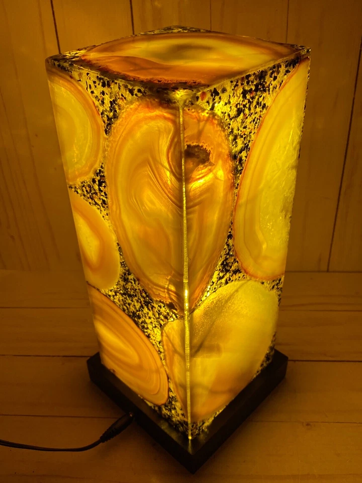 Lámpara de cristal decorativa de luz nocturna para dormitorio piedra ágata amarilla natural 6x6x9 regalo Foto 1 de 4