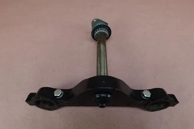 07-11 Harley Davidson FLHTCUI Electra Glide Ultra TRIPLE TREE LOWER CLAMP STEM Foto 1 de 4