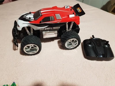 Carrera RC Fly Wheel Truck Ferngesteuert  - Bild 1 von 4