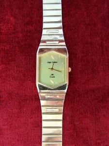 Sergio Valente Gold Dial Gold Tone Quartz Men's Wrist Watch - Needs Battery - Picture 1 of 7