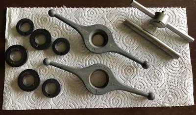 Lote de moldes vintage genuíno Rolex Oyster Hélice Abridor de Estojo - Imagem 1 de 4