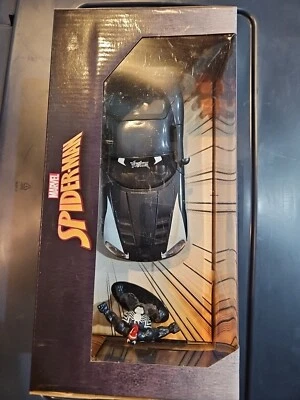 Marvel 1:24 Venom 2008 Dodge Viper SRT10 Diecast Car and Figure - Image 1 of 4