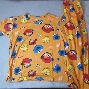 Sesamstraße Pyjama Größe L Kinder 5/6 Jahre. Maße siehe Beschreibung. - Bild 1 von 5