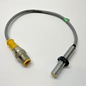 TURCK BI1.5-G08M-RD6X Inductive Proximity Sensor 10-30 VDC 8 mm Barrel - Picture 1 of 3