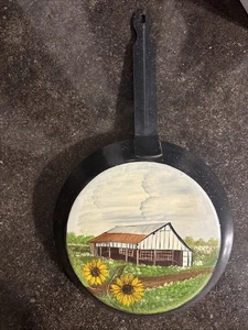 Padella padella vintage dipinta a mano palo alluminio fienile firmata con interno - Foto 1 di 10