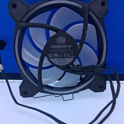 Cooler Master DF1202512RFMN Cooling Computer Case Fan 3 Pin 12 V 120mm Originalc - Image 1 of 2