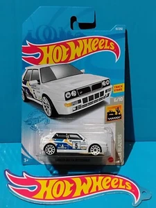2021 HOT WHEELS NEW MODEL LANCIA DELTA INTEGRALE #51 WHITE 80s GROUP A WRC RALLY - Picture 1 of 7