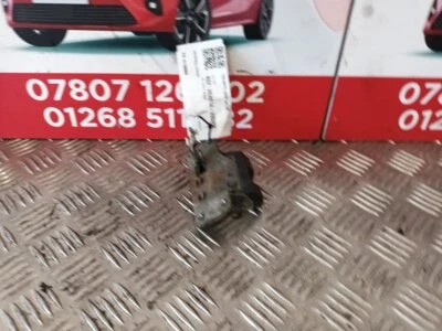 Vauxhall Vivaro 2014-2018 TAILGATE LOCK LATCH 91166956 — 第 1/2 张图片