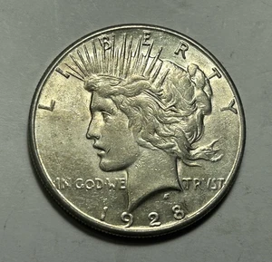 1928 S PEACE DOLLAR AU - Picture 1 of 2