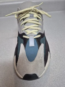 adidas Yeezy 700 Wave Runners Size 9.5 - Picture 1 of 16