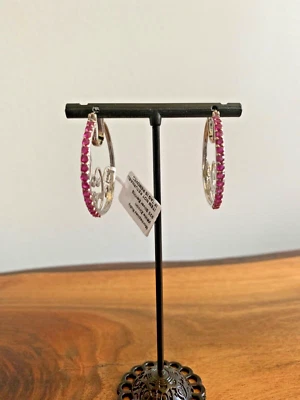 Brincos premium de rubi Montepuez, zircão branco - 3,40 ctw. - Imagem 1 de 4