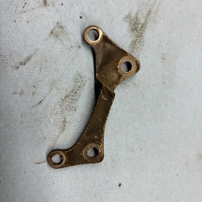 1985 Honda Fourtrax Trx125 TRX 125 Motor starter stay bracket Foto 1 de 2