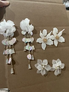 White Flower Earrings Lot Of 3 Pairs Big Large White Earrings Pierced - Picture 1 of 12