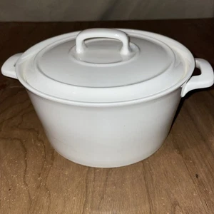 Blue Harbor Collection Small white Casserole Dish with lid, 6.75” diameter - Picture 1 of 6