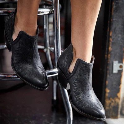 Ariat Brooklyn Black Dixon R Toe Western Ankle Boot Size 9.5 - Image 1 of 4