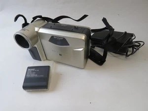 Sharp Viewcam VL-A10H Camcorder 8mm Retro Video Camera, Charger Bundle & Case - Picture 1 of 11