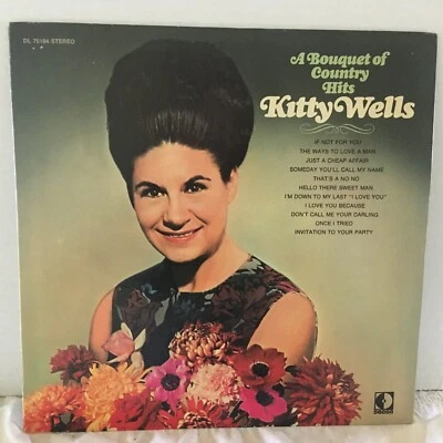 KITTY   WELLS         LP       A BOUQUET OF COUNTRY HITS Foto 1 de 4