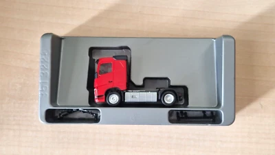 Herpa 308717 VOLVO FH 13 trattore stradale neutro rosso OVP 1:87 - Immagine 1 di 3