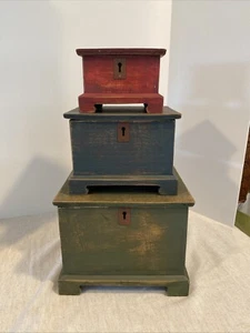 Set of 3 Rustic Wood Nesting Storage Chests Boxes Set of 3 Primitive Style - Picture 1 of 9