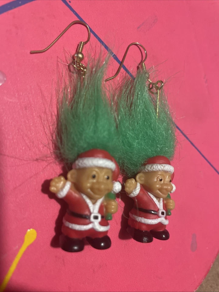 Pendientes Y2K Trolls Navidad Papá Noel Años 90 Bisutería Fiesta Fea Navidad Foto 1 de 4